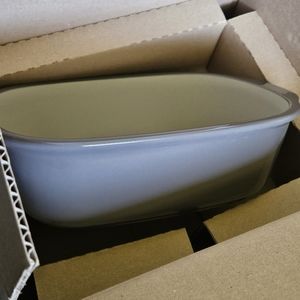 NEW IN BOX Pampered Chef Deep Covered Baker 3.1 Qt.